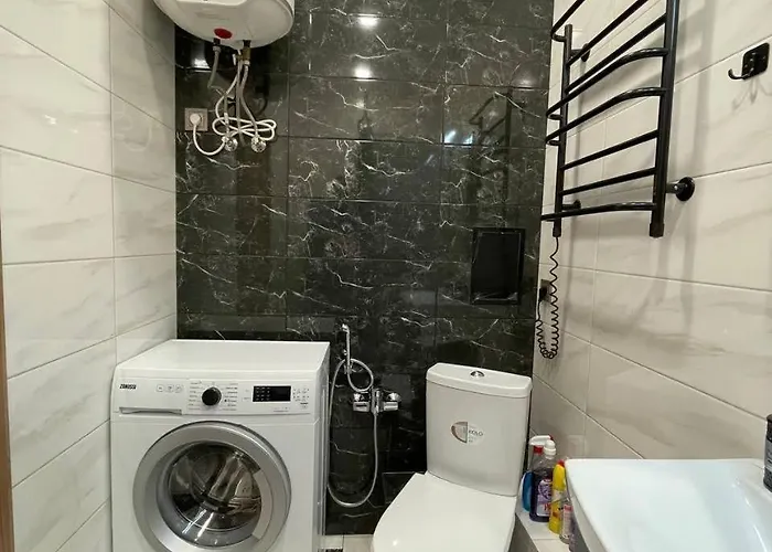 комфортная просторная в аркадии возле моря Apartman