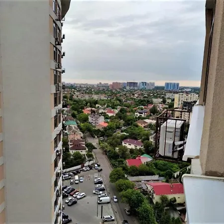 просторная уютная в аркадии Apartment