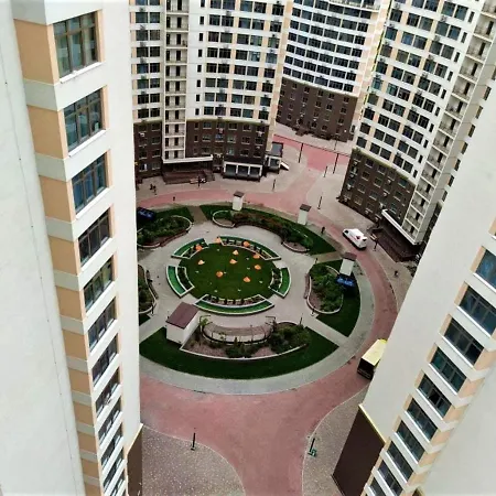 комфортная просторная в аркадии возле моря *