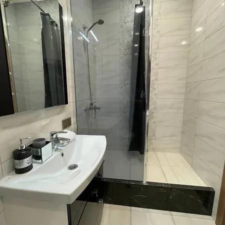 просторная уютная в аркадии Apartment *
