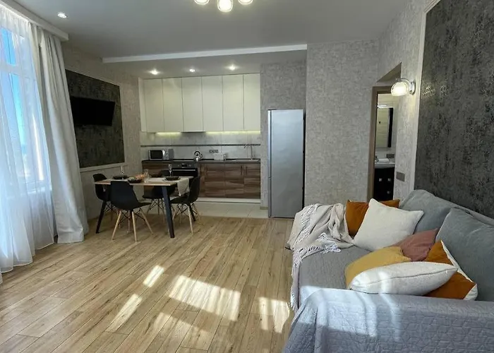 комфортная просторная в аркадии возле моря * Odesa