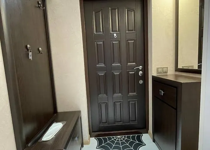 комфортная просторная в аркадии возле моря